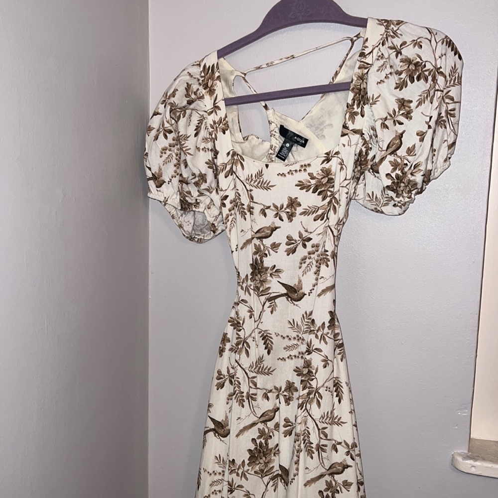 AQUA summer linen dress. Size Small. Fits a medium and a small.